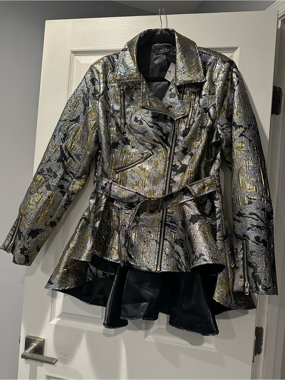 AKIRA Metallic Gold and Silver Floral Brocade Belted Moto Jacket - Picture 4 of 4